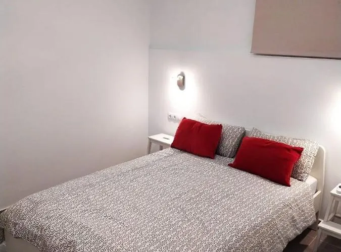 Modern 1 Bed Cristianos Apartment